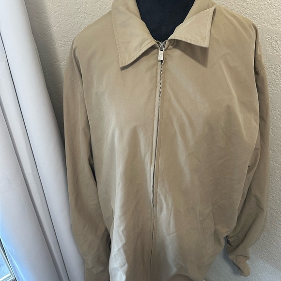 Perry Ellis Tan Lightweight Shirt Jacket with Zip-Up Closure - Picture 4 of 10